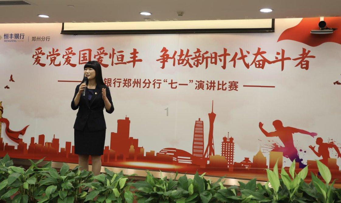 消费促增长、外贸添亮点 中国经济展现较强韧性和活力